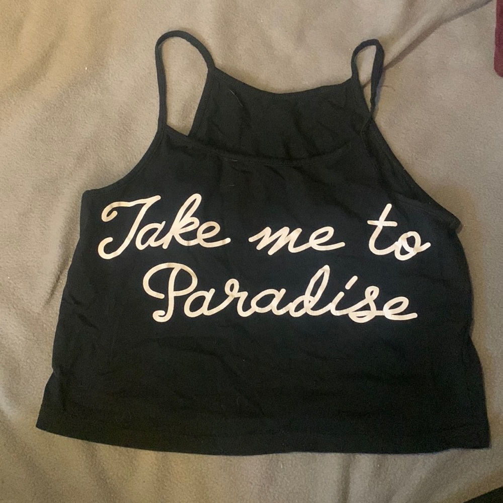 Black crop top. Take me to paradise.